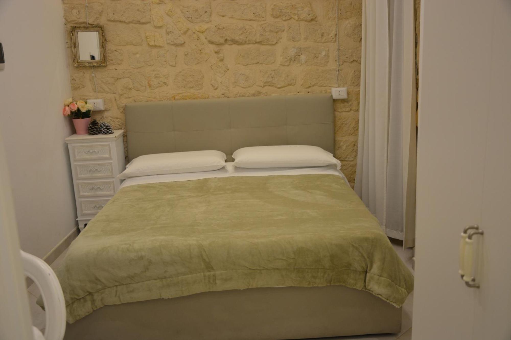 Dimora Del Carmine Hotel Bari Eksteriør billede
