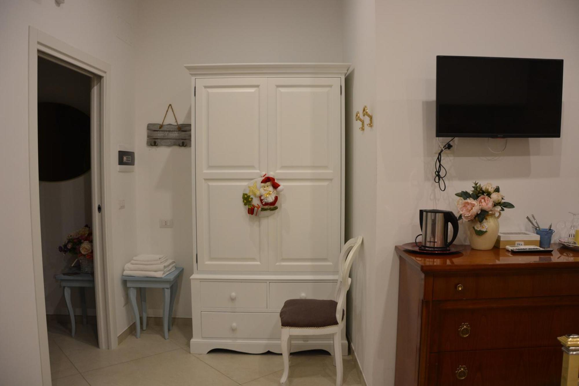 Dimora Del Carmine Hotel Bari Eksteriør billede
